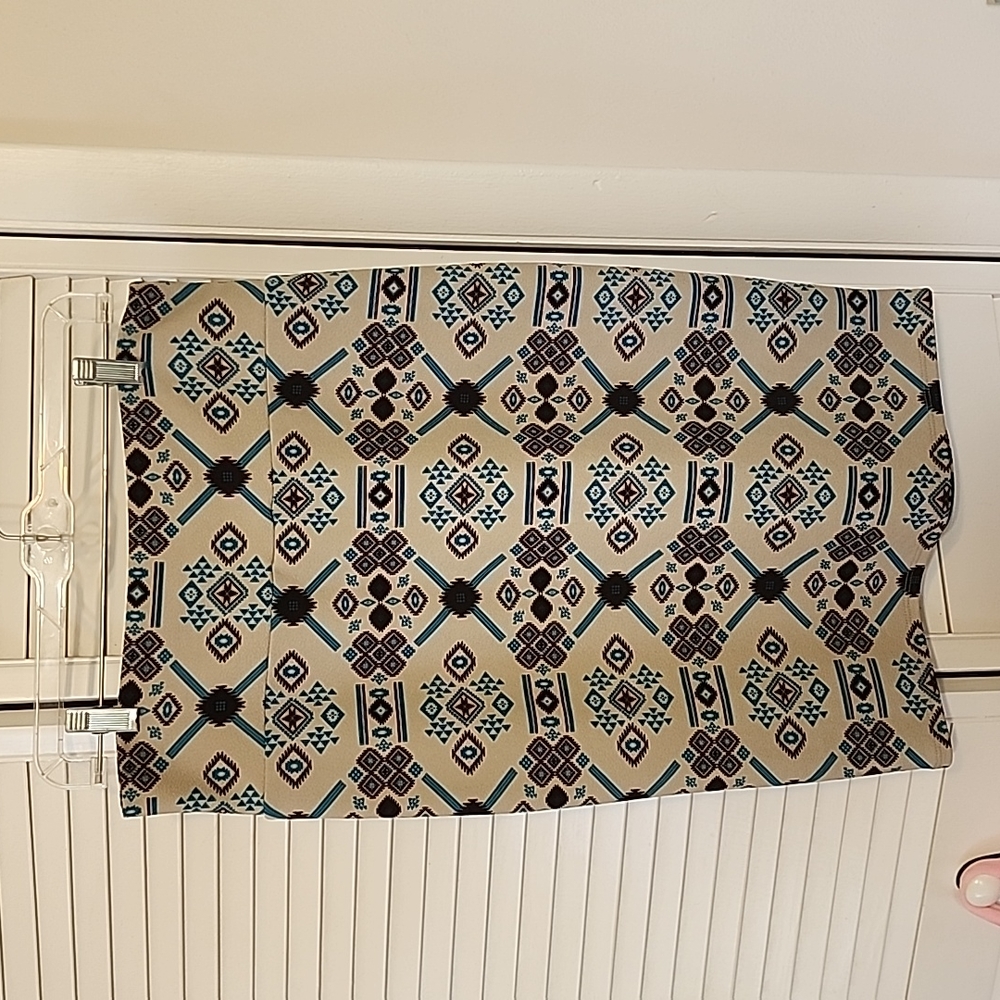 LuLaRoe Patterned Cassie Skirt, Size M